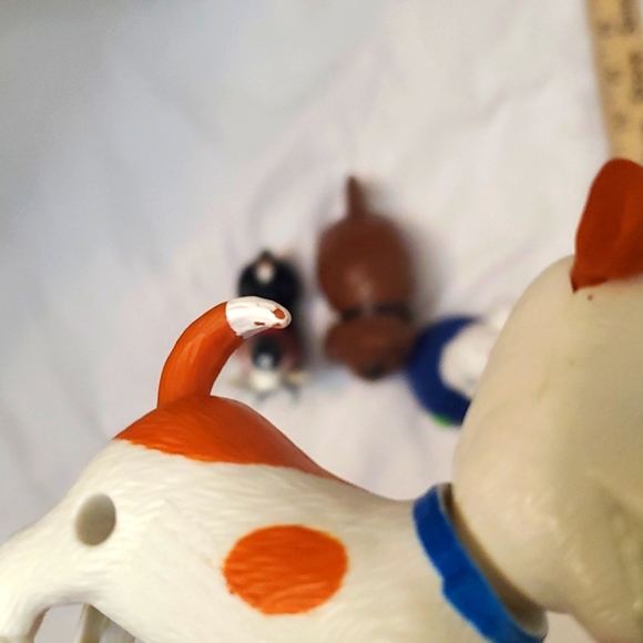 : 10 pc lot The Secret Life of Pets Burger King and McDonald’s toys - Picture 8 of 16